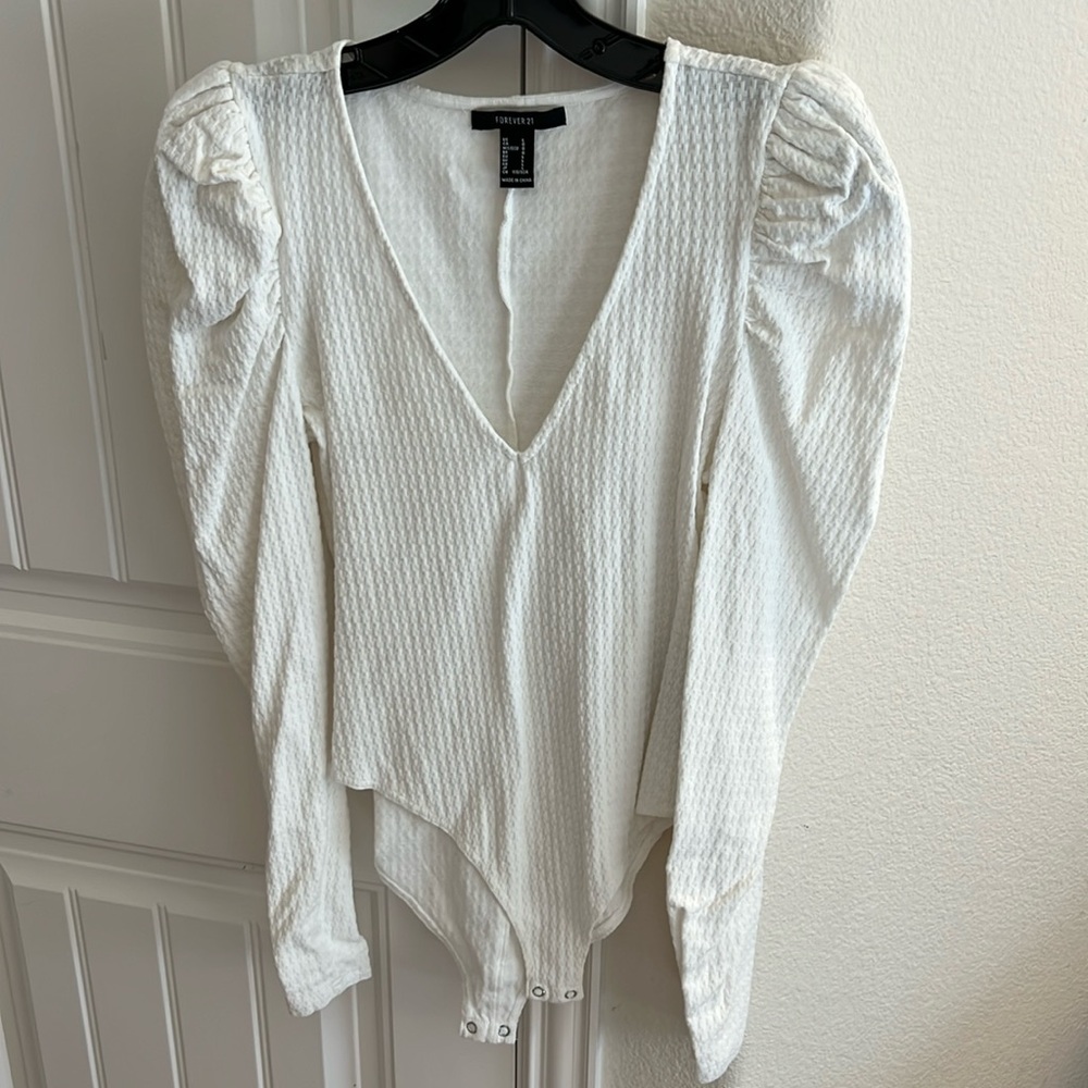 Forever 21 white textured bodysuit size large